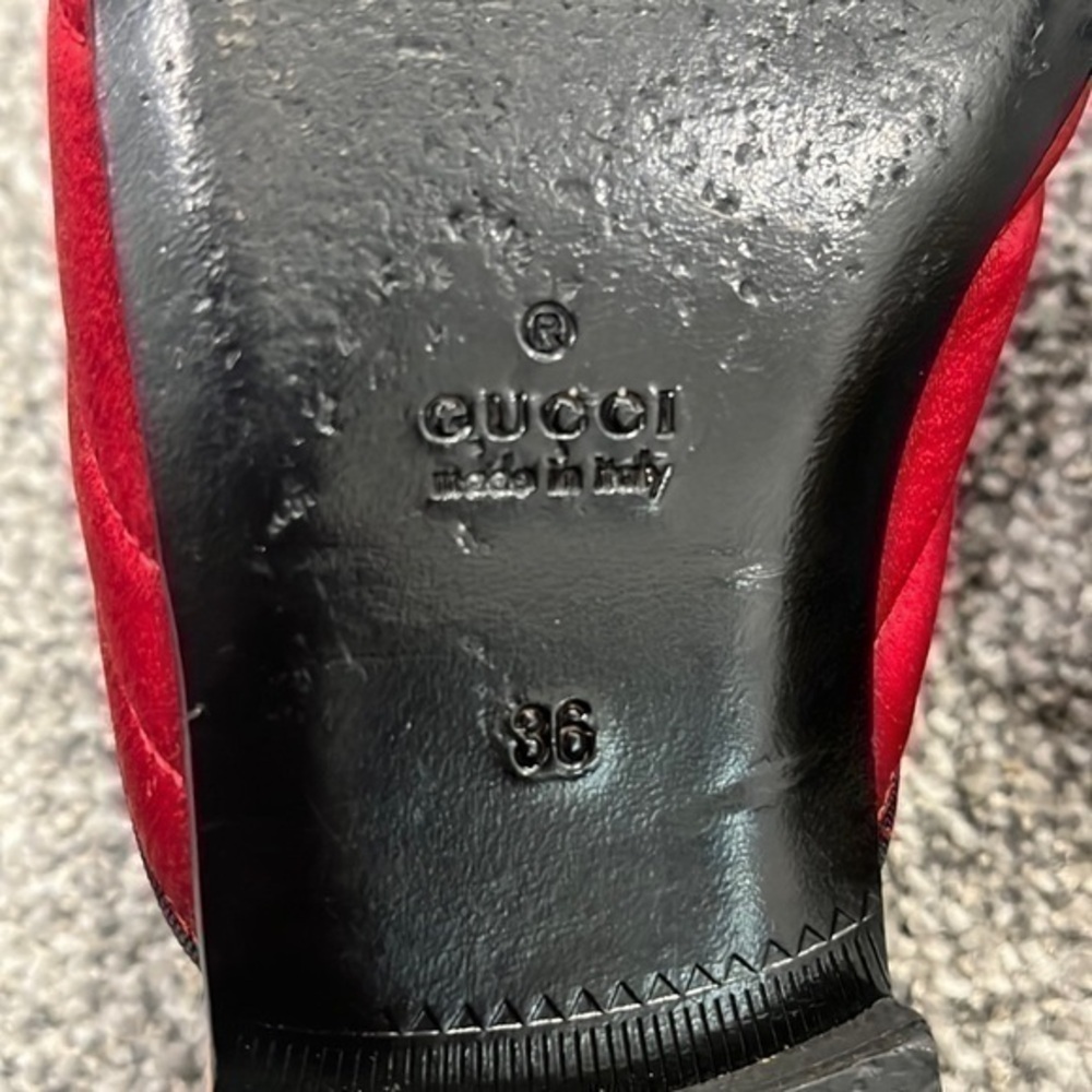 GUCCI Tiger Head Bow Red Satin Princetown Slipper Mules Size 36 - Picture 9 of 10